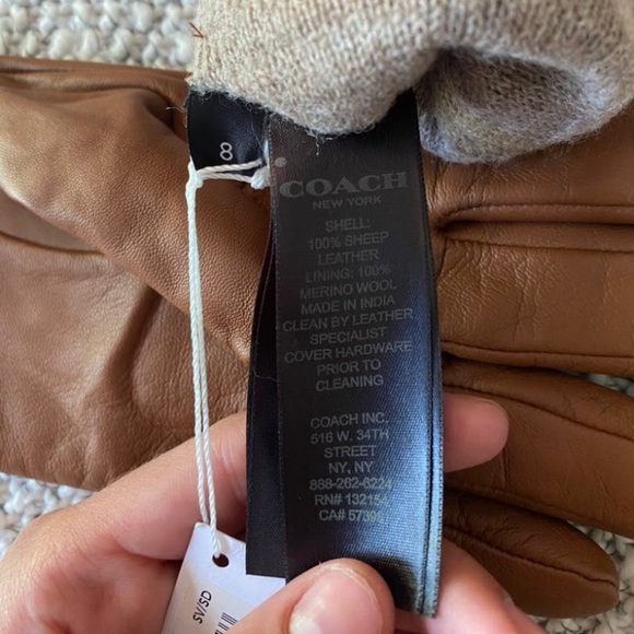 BRAND NEW COACH LEATHER GLOVES NEW WITH TAGS - Picture 6 of 6